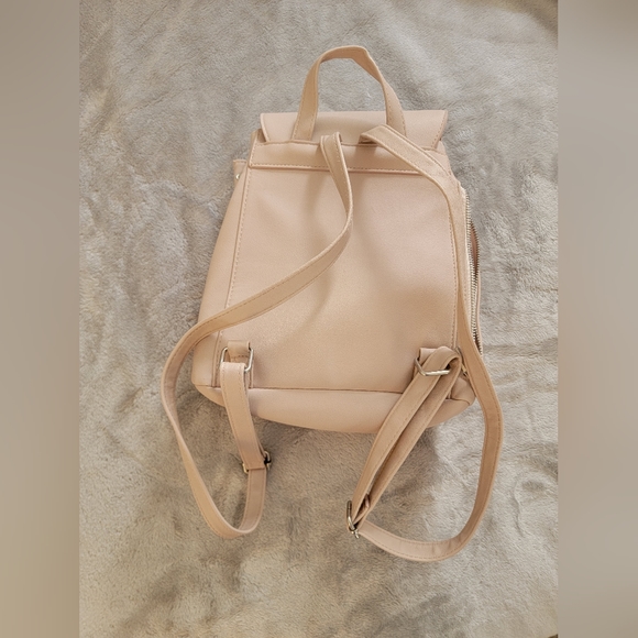 Light Pink Backpack/Purse - Picture 5 of 6